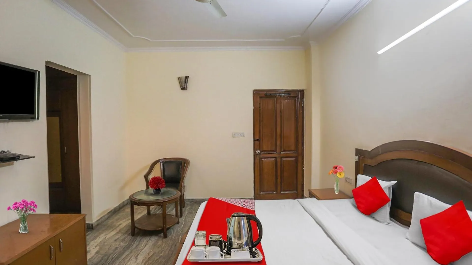 Hotel O Av Homes Near Aravali Biodiversity Park Gurgaon 4*,