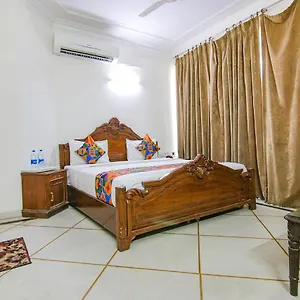 Fabhotel Singh Gurgaon