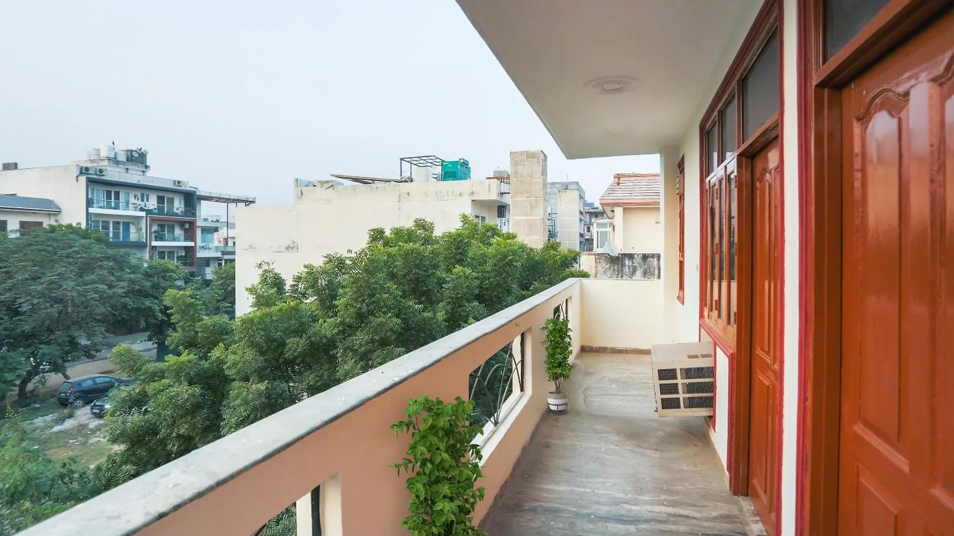 Hotel O Av Homes Near Aravali Biodiversity Park Gurgáon